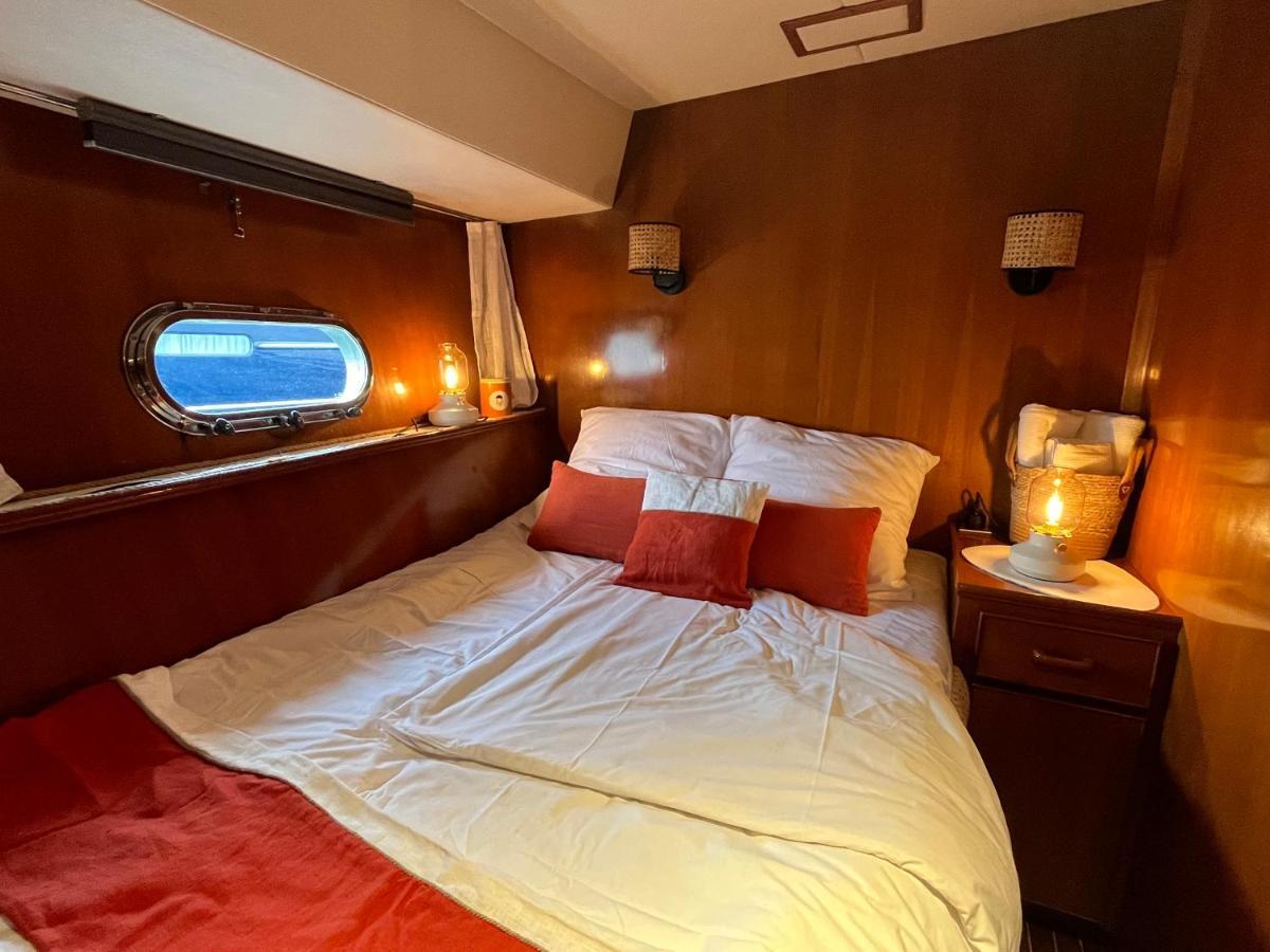 Navi Yacht A Sete, 2 A 8 Couchages, Privatif Hotel Bagian luar foto