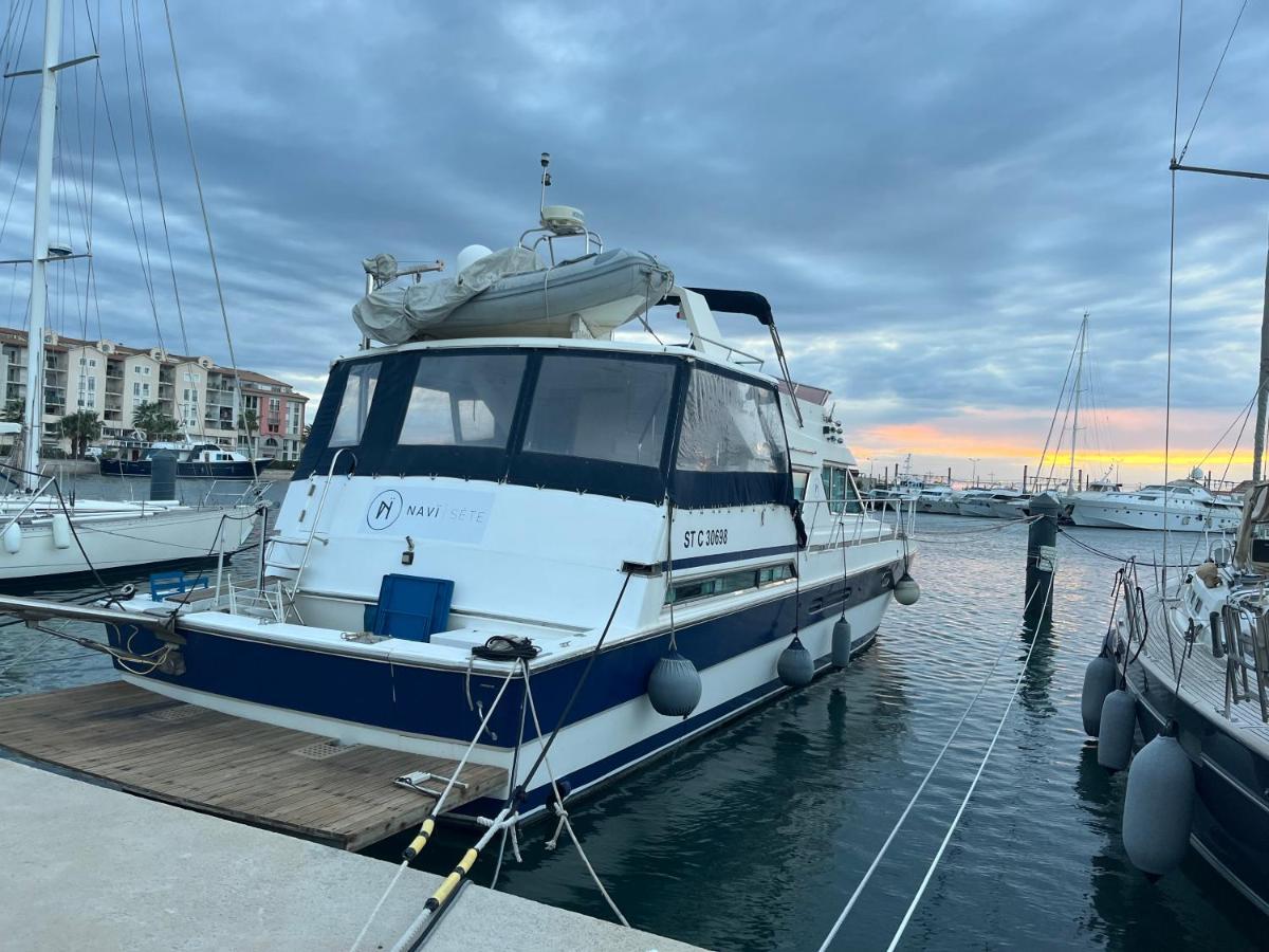 Navi Yacht A Sete, 2 A 8 Couchages, Privatif Hotel Bagian luar foto