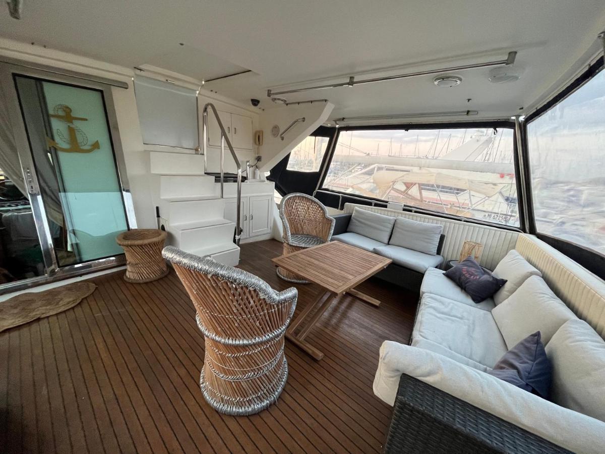 Navi Yacht A Sete, 2 A 8 Couchages, Privatif Hotel Bagian luar foto