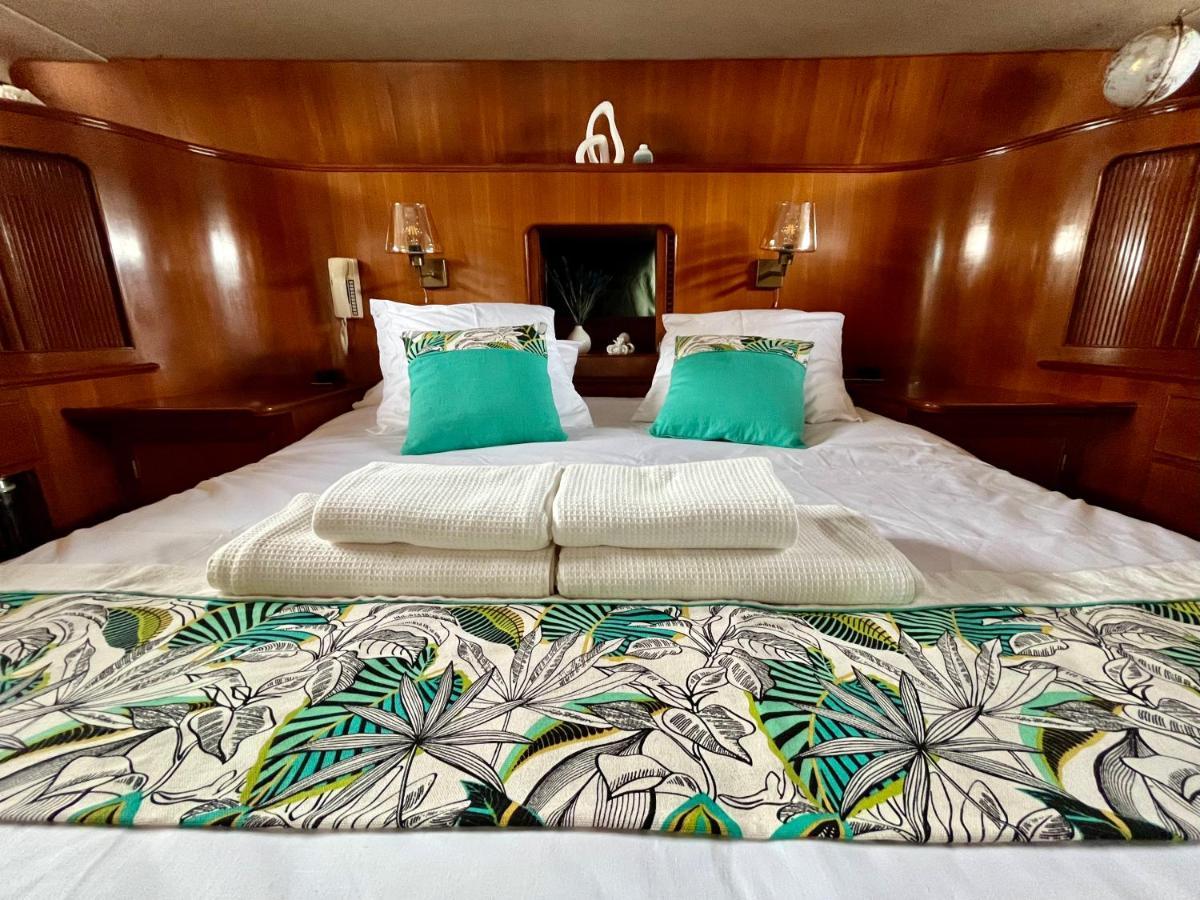 Navi Yacht A Sete, 2 A 8 Couchages, Privatif Hotel Bagian luar foto